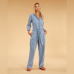 ✨Sk8r boi✨ Salty Blonde x Billabong Sunday Uniform Jumpsuit Size XS